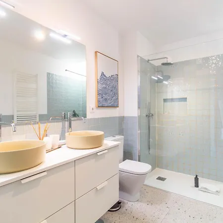 Stylish 3br In W Ac By Lovelystay * Oporto