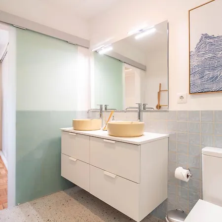 Stylish 3br In W Ac By Lovelystay Appartamento