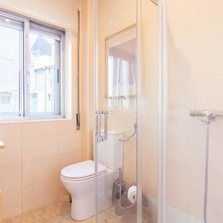 Stylish 3br In W Ac By Lovelystay Appartamento *