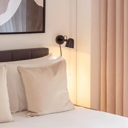 Stylish 3br In W Ac By Lovelystay